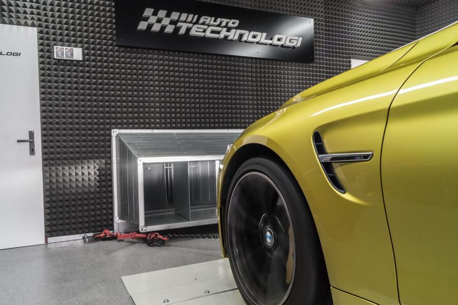 Детали экстерьера BMW M4 Coupe 3.0 Bi-Turbo by Mcchip-DKR 2016 года  (фото 4 из 12)